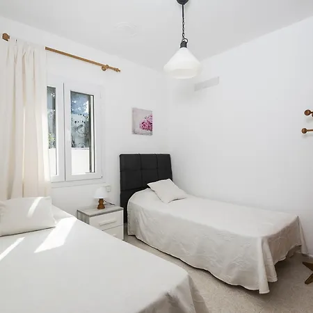 Solymar Cala En Porter (Menorca)